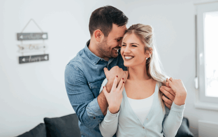 husband making wife feel appreciated